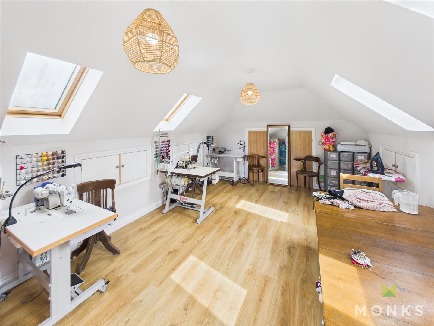 9a Petton Hall , Shrewsbury, SY4 5TH SSTC